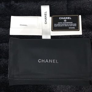 Caviar CC Leather Wallet